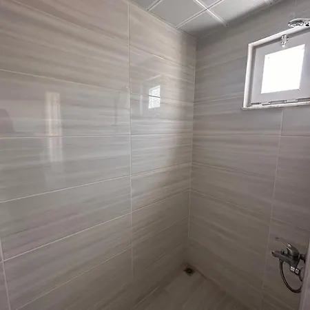 Mina Suit Apart Hotel